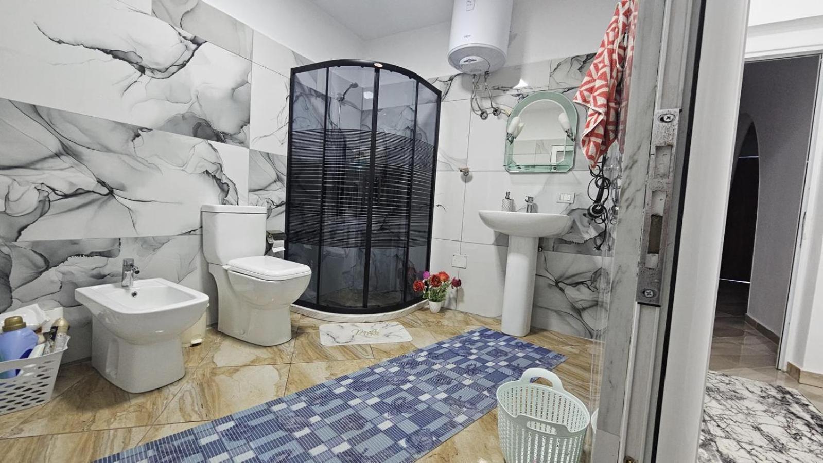 Guesthouse Albi 베라트 외부 사진