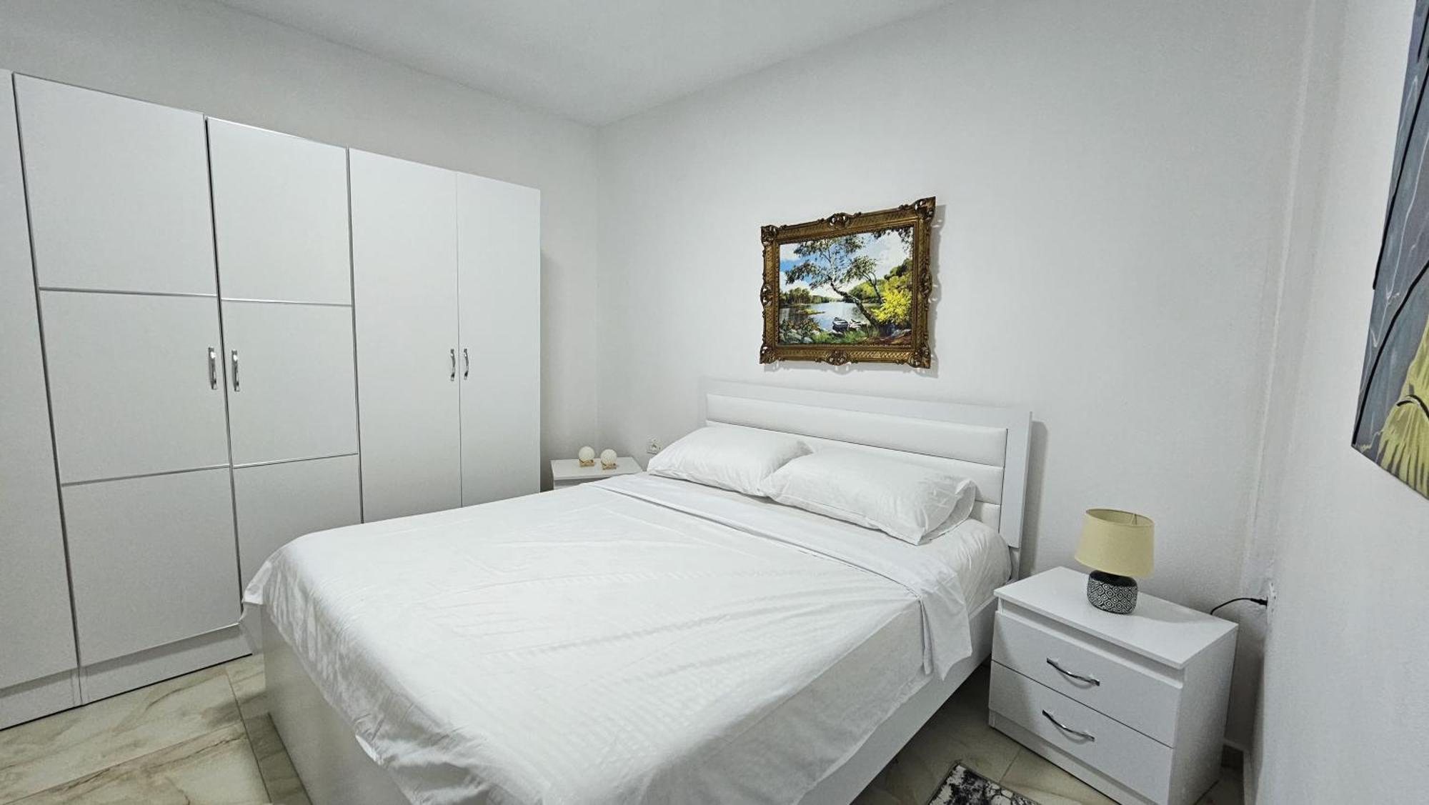 Guesthouse Albi 베라트 외부 사진