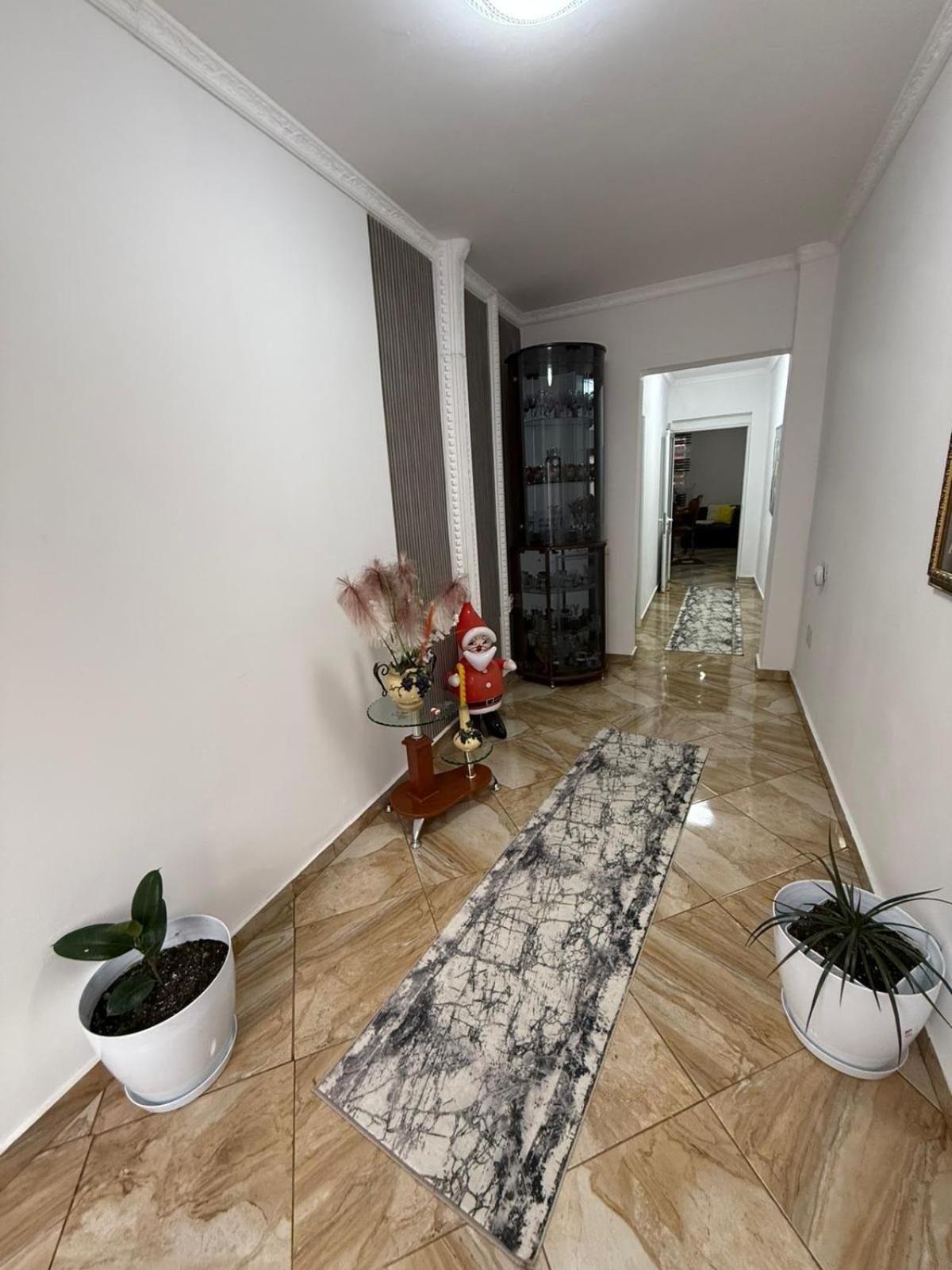 Guesthouse Albi 베라트 외부 사진